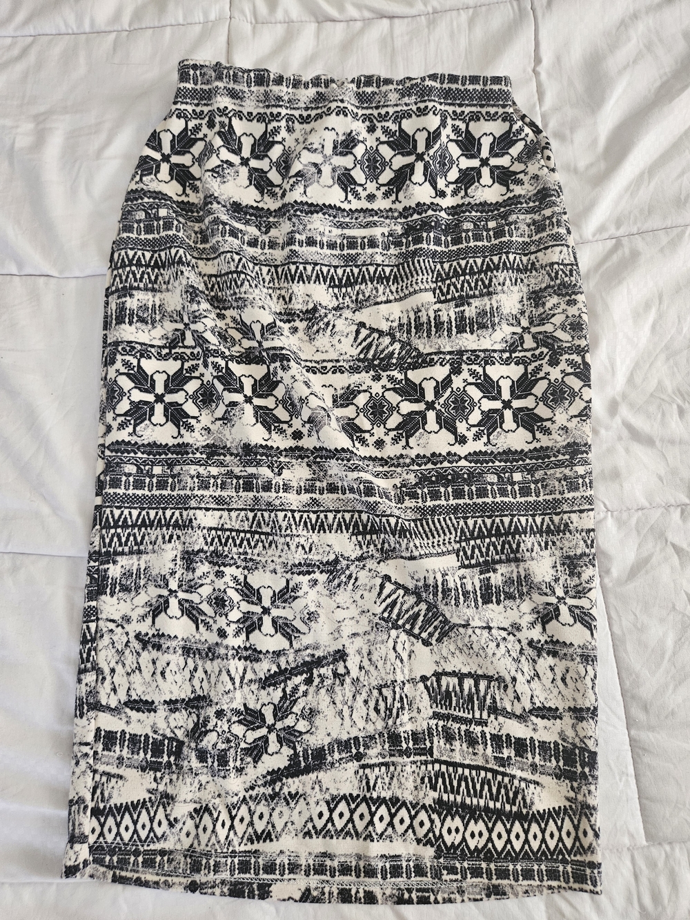 DNA couture Black and White Aztec-Inspired Pencil Skirt